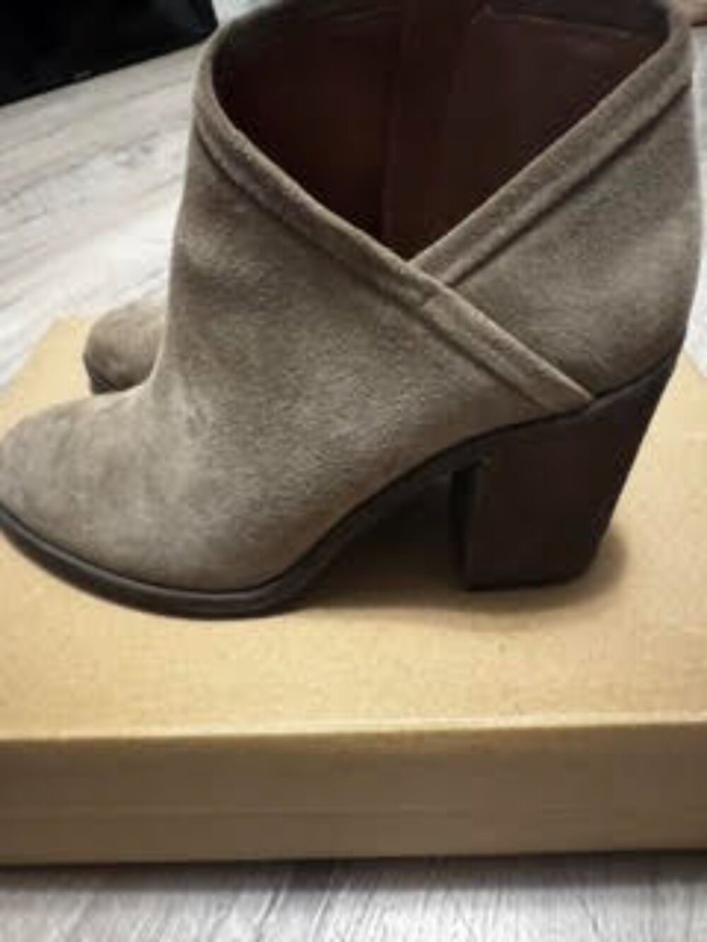 Boots - Picture 4 of 4